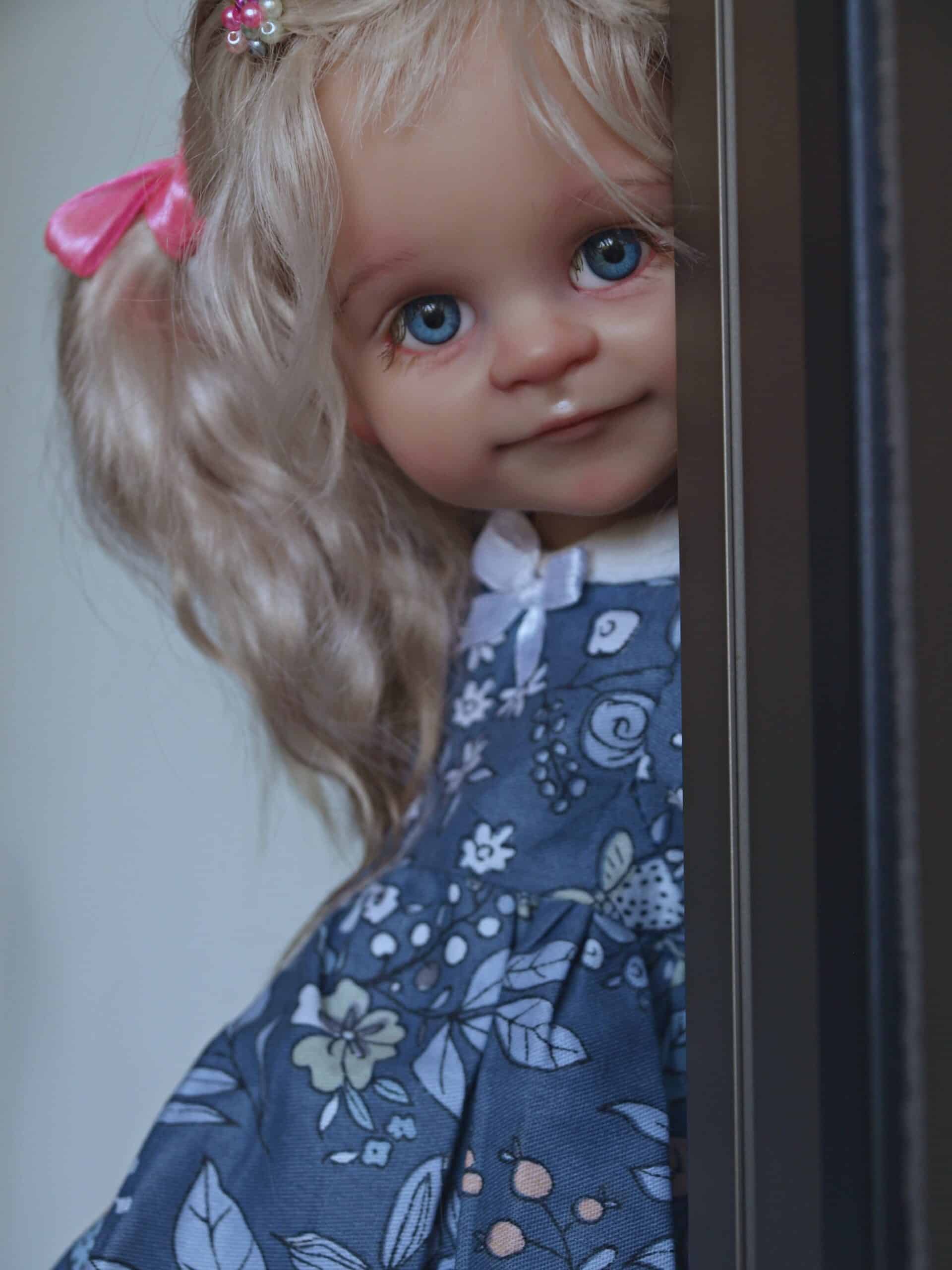 paola reina amigas doll blonde hair cute look